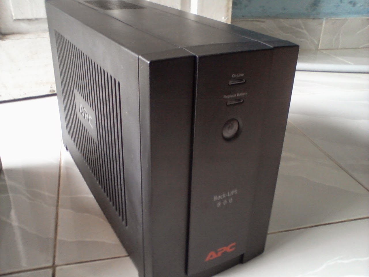 Contoh unit UPS untuk menjaga komputer dari listrik padam penyebab kerusakan pada hardisk seringnya listrik padam