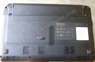 Tampilan belakang Lenovo E10-30