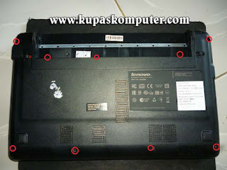 Baut yang harus dilepas di netbook lenovo Baut yang harus dilepas di netbook lenovo E10-30